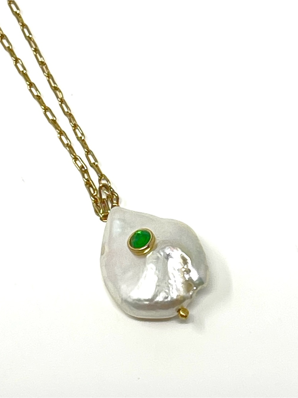 New Anthropologie Baroque Pearl Birthstone Necklace Emerald May
